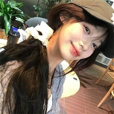 沉默的姑娘